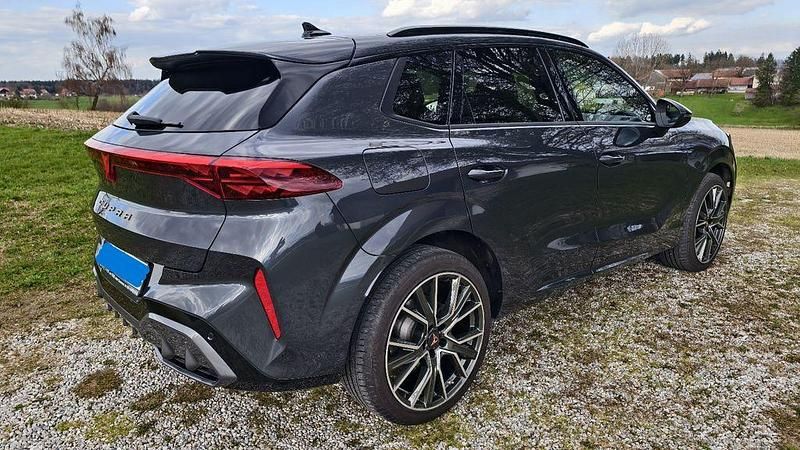 Second-hand Cupra Terramar 150 CP (110 kW) 2025 Gri SUV