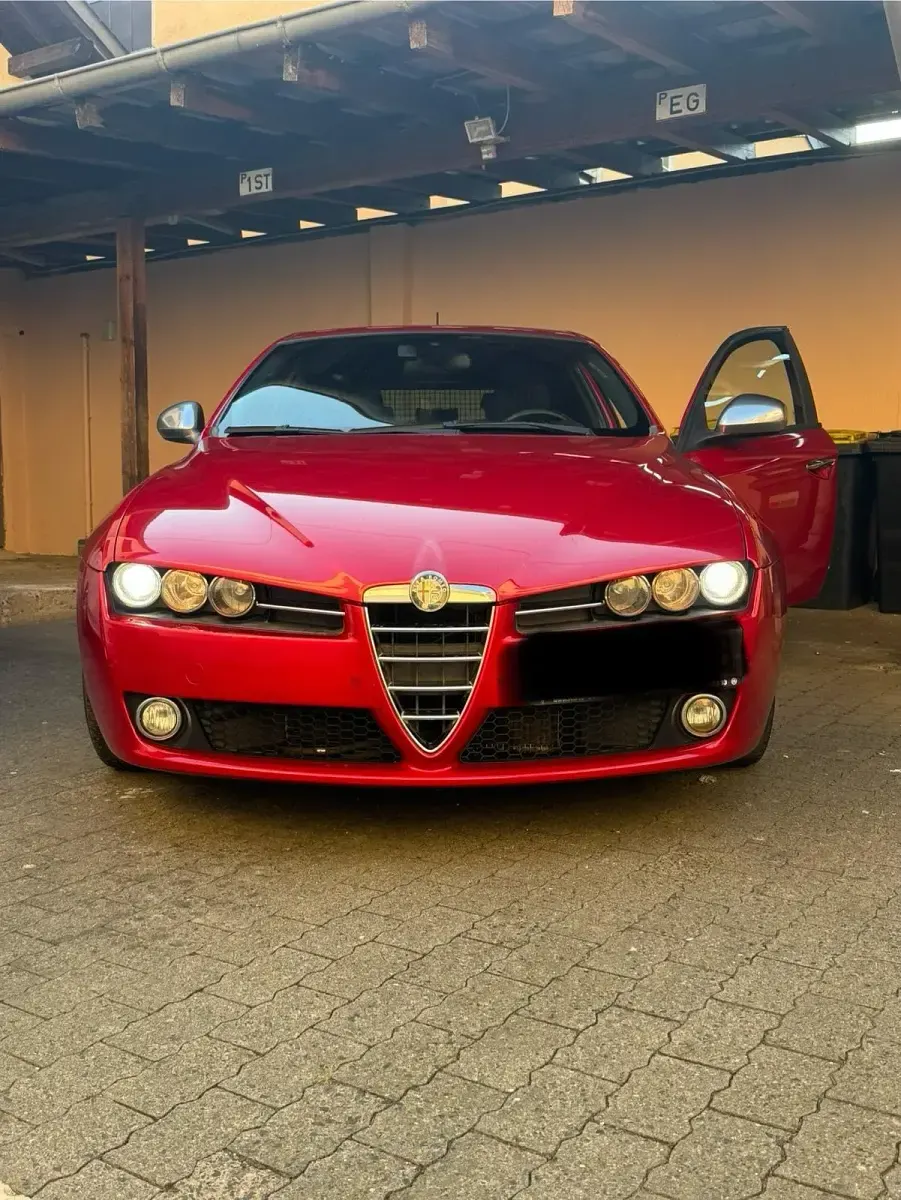 Gebraucht Alfa Romeo 159 200 PS (147 kW) 2011 Rot Limousine