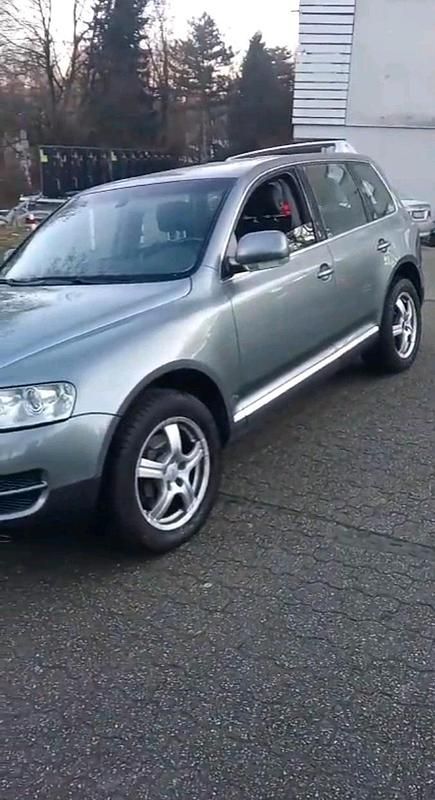 Grau Gebraucht 2003 VW Touareg SUV | 6.000 € (Fairer Preis) - Bild 1/4