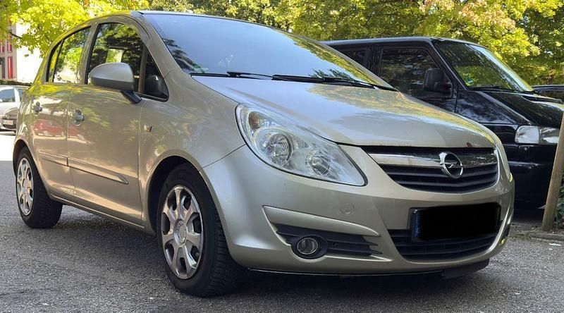 Gelb Gebraucht 2007 Opel Corsa Cosmo Limousine | 1.950 € (Guter Preis) - Bild 1/4