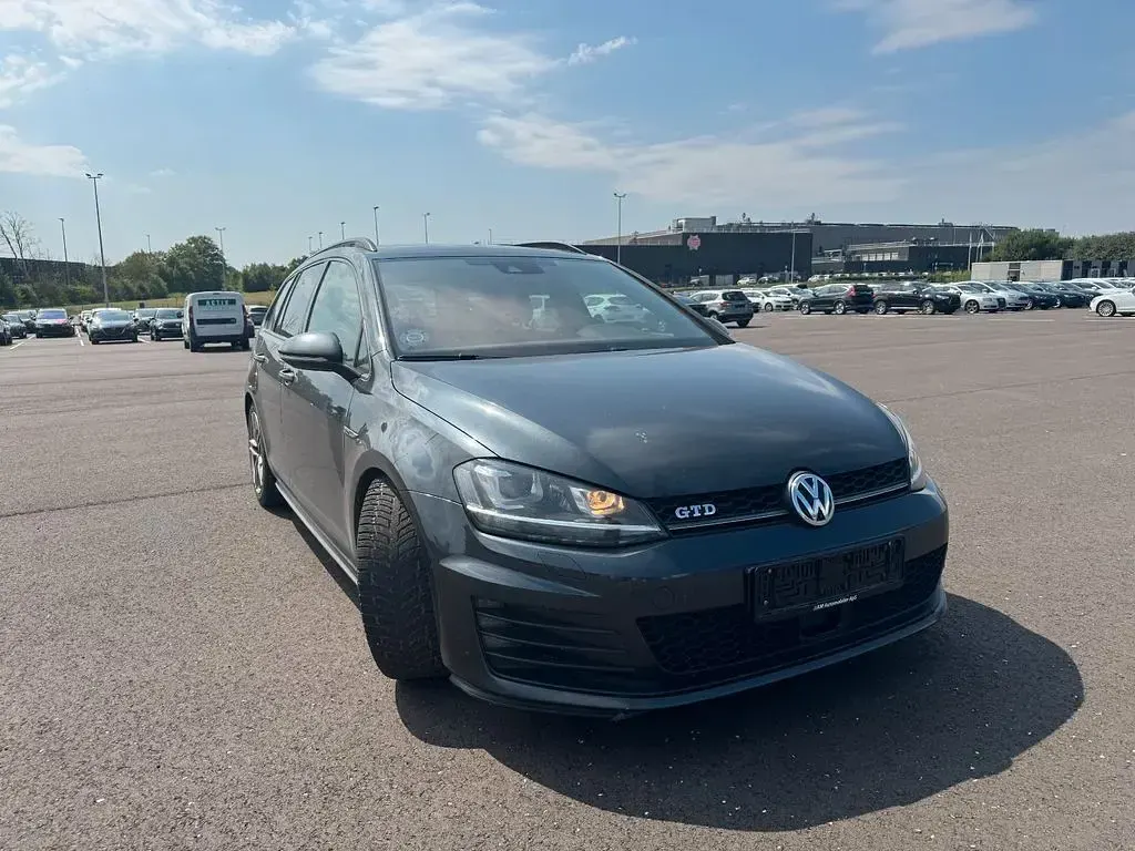 Gebraucht VW Golf VII GTD 184 PS (135 kW) 2015 Grau Limousine