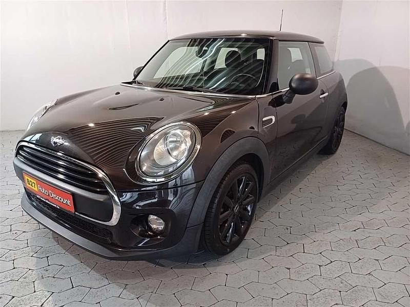 Braun Gebraucht 2016 Mini ONE Kleinwagen | 7.980 € (Fairer Preis) - Bild 1/4