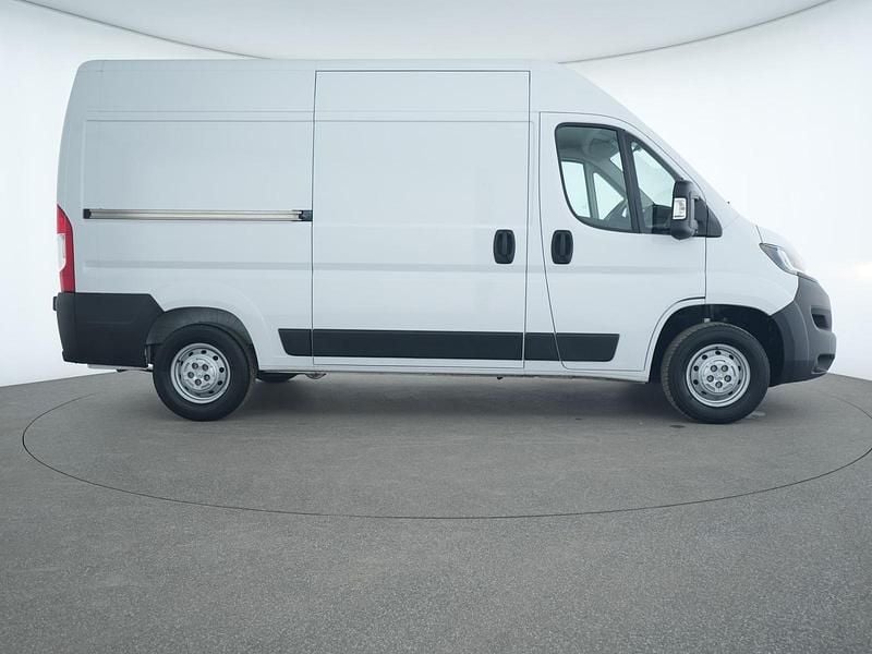 Gebraucht Peugeot Boxer 140 PS (102 kW) 2022 Weiss Van