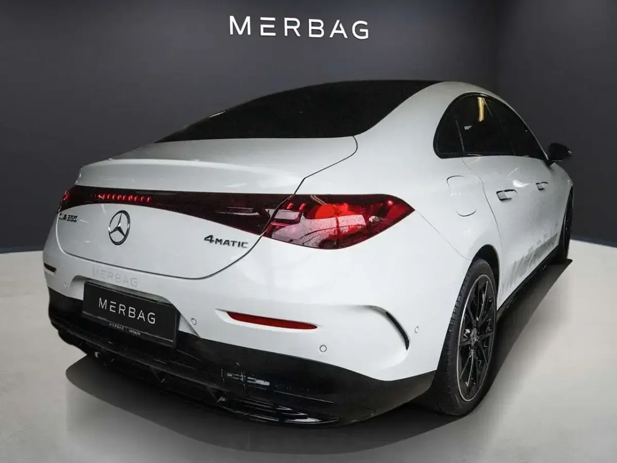 Gebraucht Mercedes 350 AMG 260 kW (354 PS) 2026 Polarweiß SUV