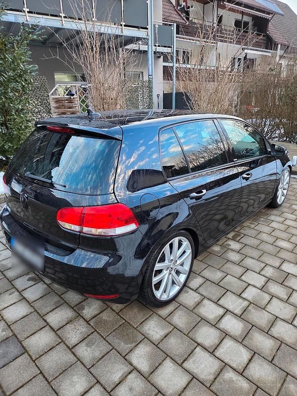 Gebraucht VW Golf VII Style 140 PS (102 kW) 2012 Schwarz Limousine