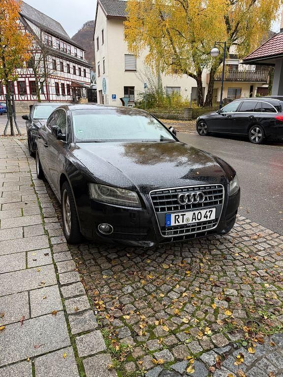Schwarz Gebraucht 2010 Audi A5 Sportback Kleinwagen | 7.200 € (Guter Preis) - Bild 1/4