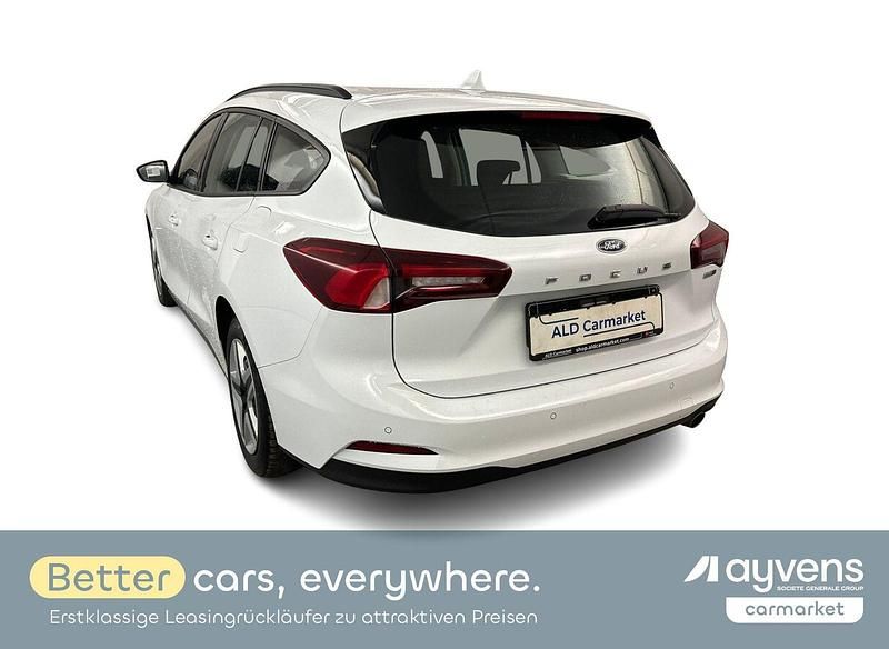 Gebraucht Ford Focus Cool & Connect 125 PS (91 kW) 2022 Weiß Kombi