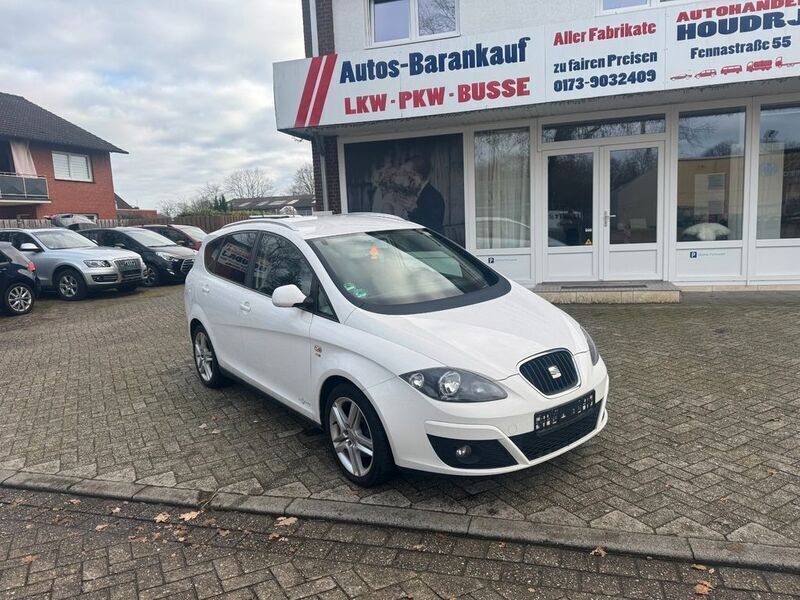 Weiß Gebraucht 2011 Seat Altea XL Copa Van / Kleinbus | 4.999 € (Fairer Preis) - Bild 1/4