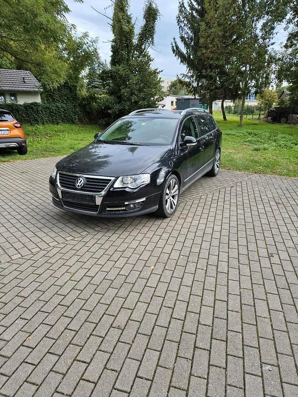 Schwarz Gebraucht 2007 VW Passat Kombi | 3.999 € (Fairer Preis) - Bild 1/4