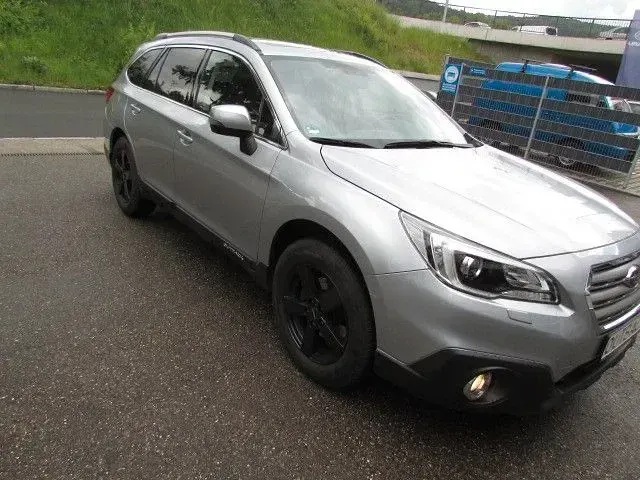 Gebraucht Subaru Outback Comfort 150 PS (110 kW) 2015 Silber Kombi
