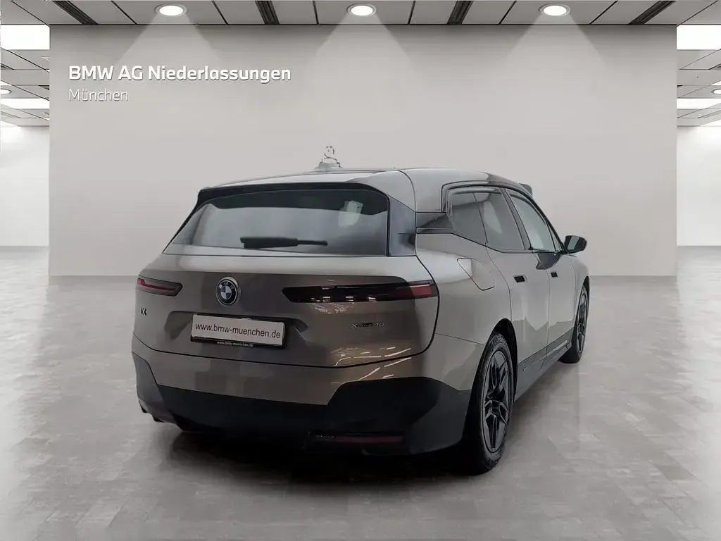 Gebraucht BMW iX 239 kW (326 PS) 2023 Grau SUV