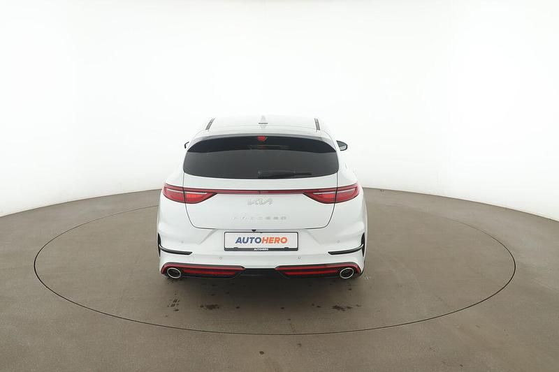 Gebraucht Kia ProCeed GT 204 PS (150 kW) 2022 Weiß Kombi