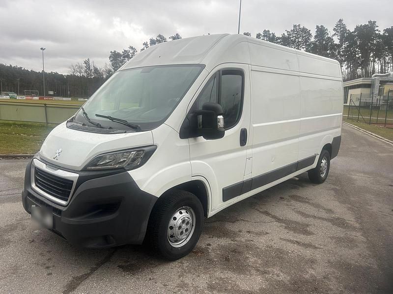 Gebraucht Peugeot Boxer 136 PS (100 kW) 2015 Weiß Van