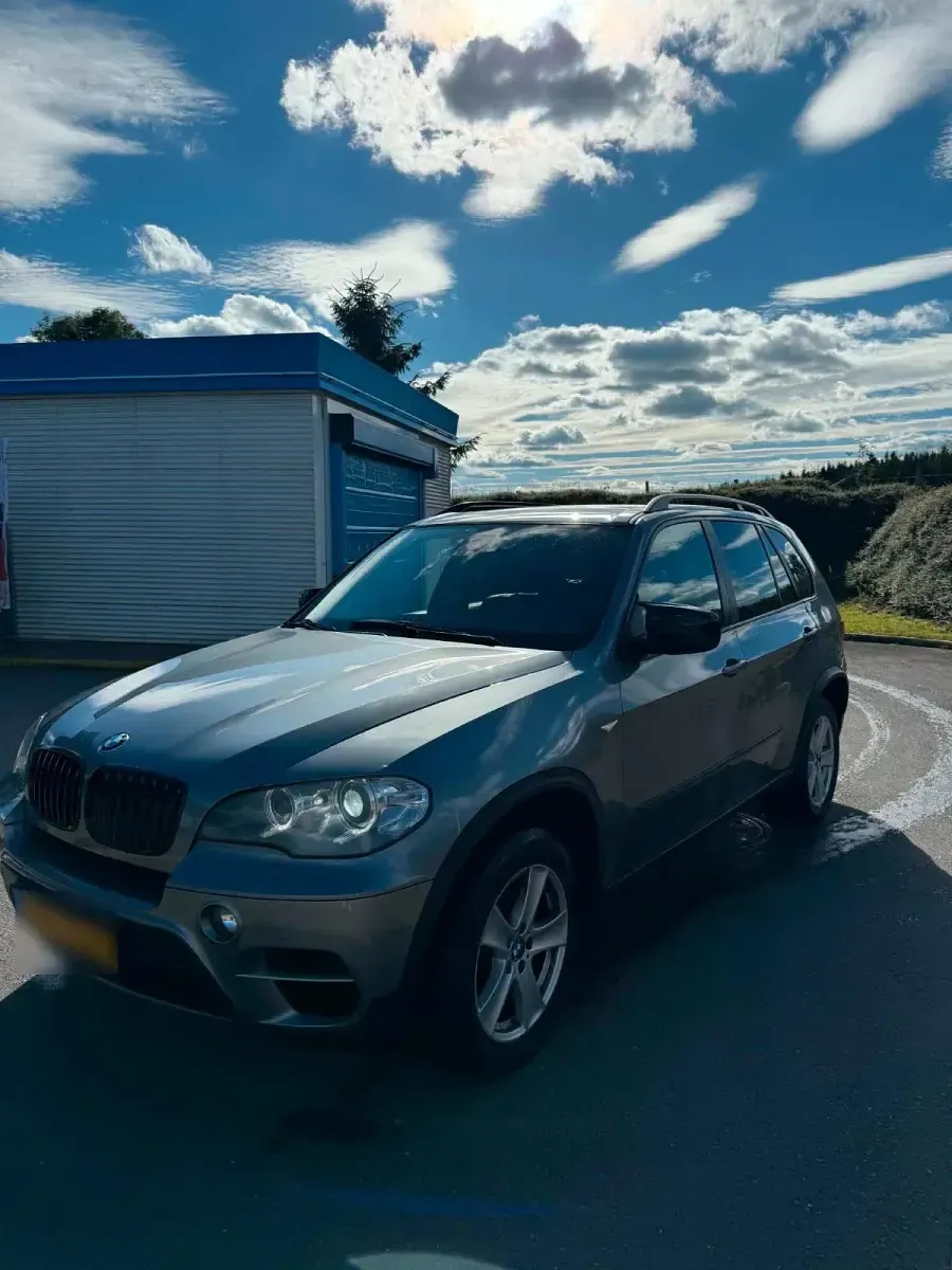 Gebraucht BMW X5 245 PS (180 kW) 2011 Grau SUV