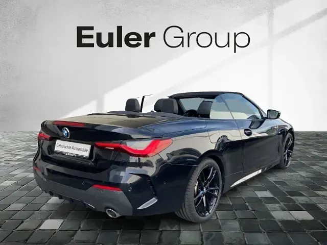 Gebraucht BMW 430 Cabriolet Performance 286 PS (210 kW) 2023 Saphirschwarz metallic Cabrio