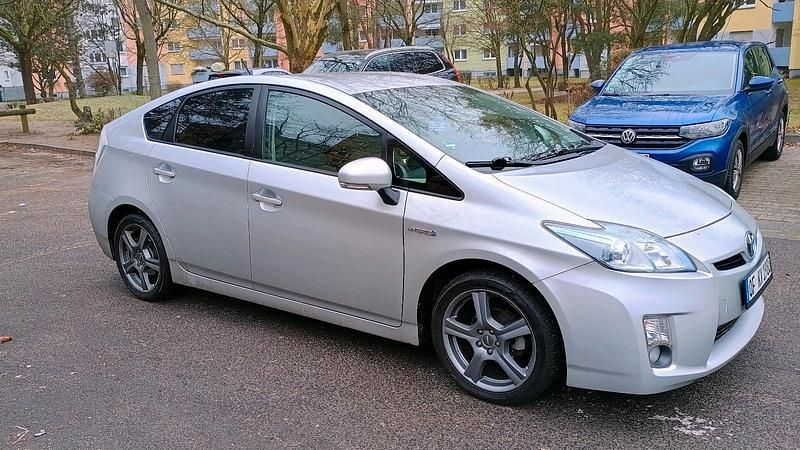 Silber Gebraucht 2010 Toyota Prius Kleinwagen | 6.200 € (Fairer Preis) - Bild 1/4