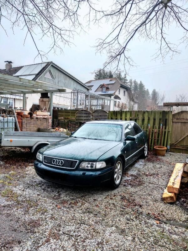 Grün Gebraucht 1997 Audi A8 Limousine | 2.100 € (Superpreis) - Bild 1/4