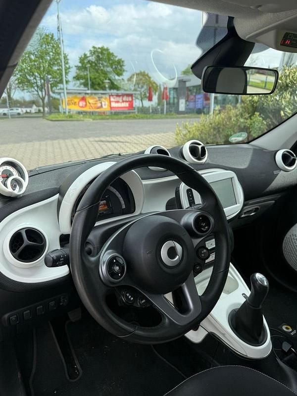 Usata Smart ForFour Passion 71 CV (52 kW) 2017 Marrone Utilitaria