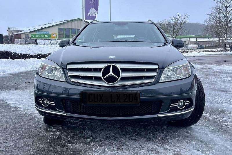 Gebraucht Mercedes C180 Avantgarde 156 PS (114 kW) 2009 Kombi