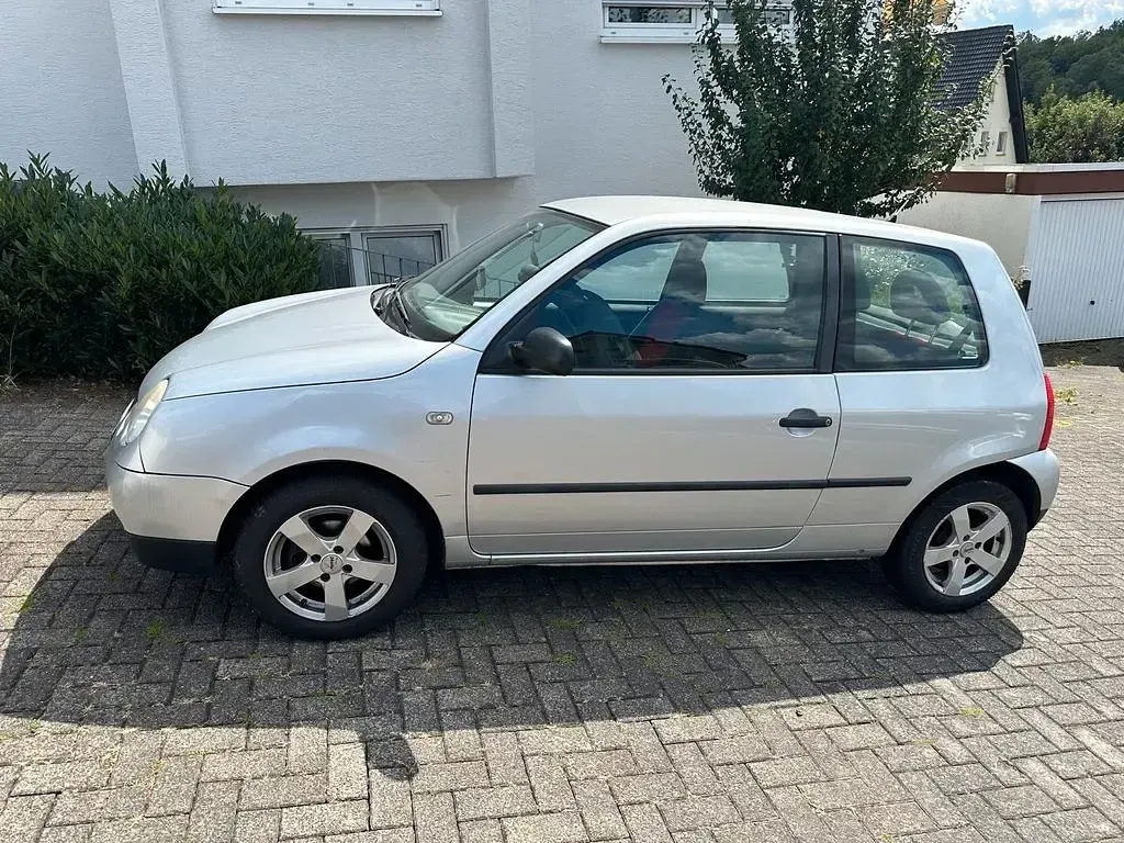Gebraucht VW Lupo Comfortline 60 PS (44 kW) 2002 Silber Kleinwagen