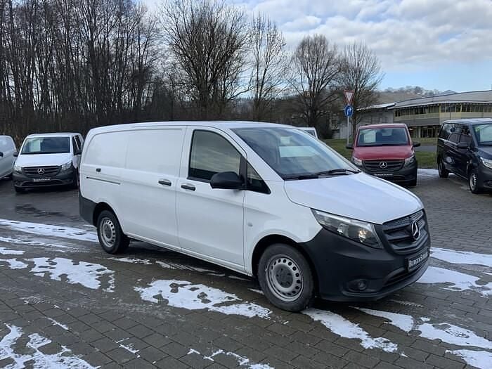 Gebraucht Mercedes Vito 102 PS (75 kW) 2021 Weiß Van