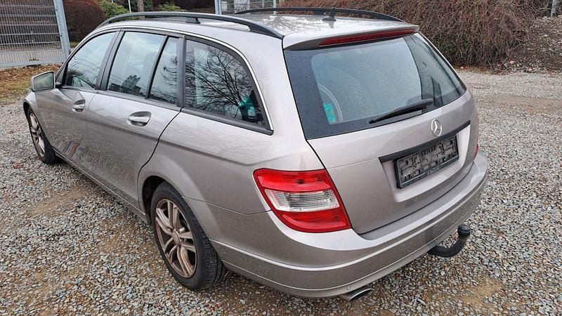 Gebraucht Mercedes C220 170 PS (125 kW) 2009 Silber Kombi