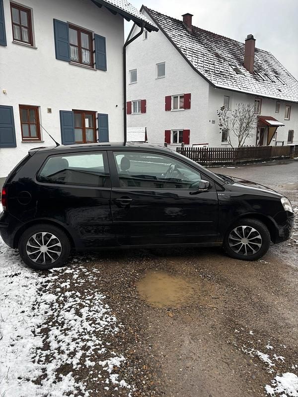 Gebraucht VW Polo 55 PS (40 kW) 2005 Schwarz Kleinwagen