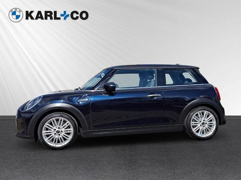 Gebraucht Mini Cooper 136 PS (100 kW) 2023 Schwarz Kleinwagen
