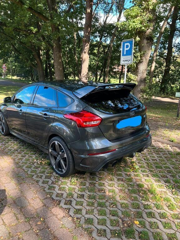 Gebraucht Ford Focus RS 349 PS (256 kW) 2017 Grau Limousine