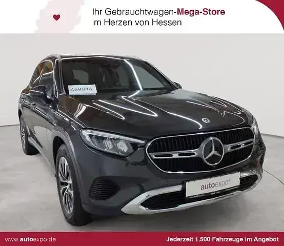 Gebraucht Mercedes GLC220 Advanced Plus 197 PS (144 kW) 2023 Graphitgrau metallic SUV