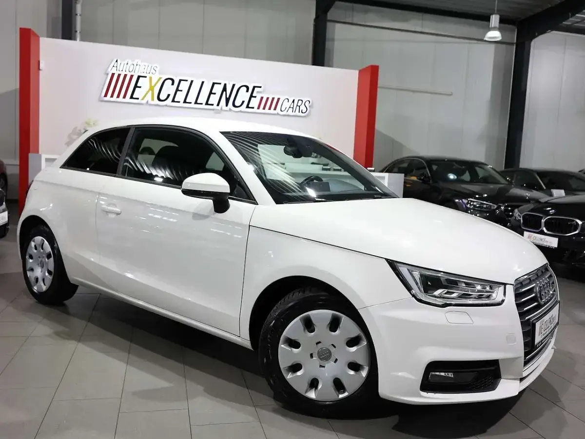 Używany Audi A1 Sport 116 KM (85 kW) 2017 Biały Hatchback