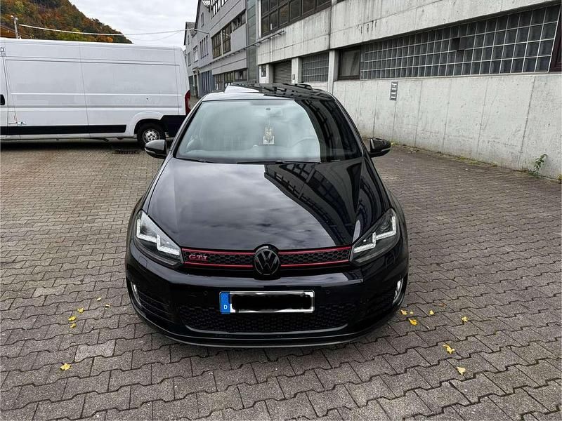 Schwarz Gebraucht 2009 VW Golf VI GTI Limousine | 8.200 € (Fairer Preis) - Bild 1/4