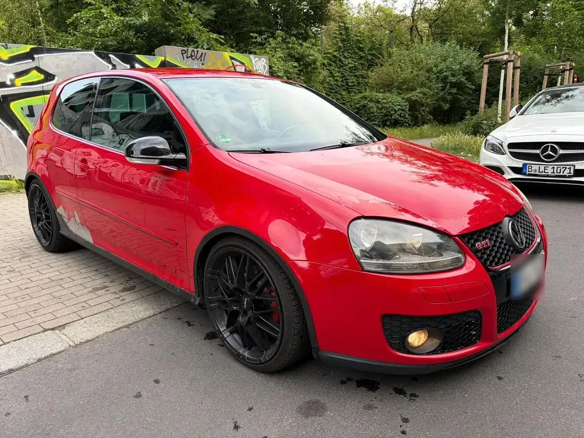 Gebraucht VW Golf V GTI 200 PS (147 kW) 2005 Rot Kleinwagen
