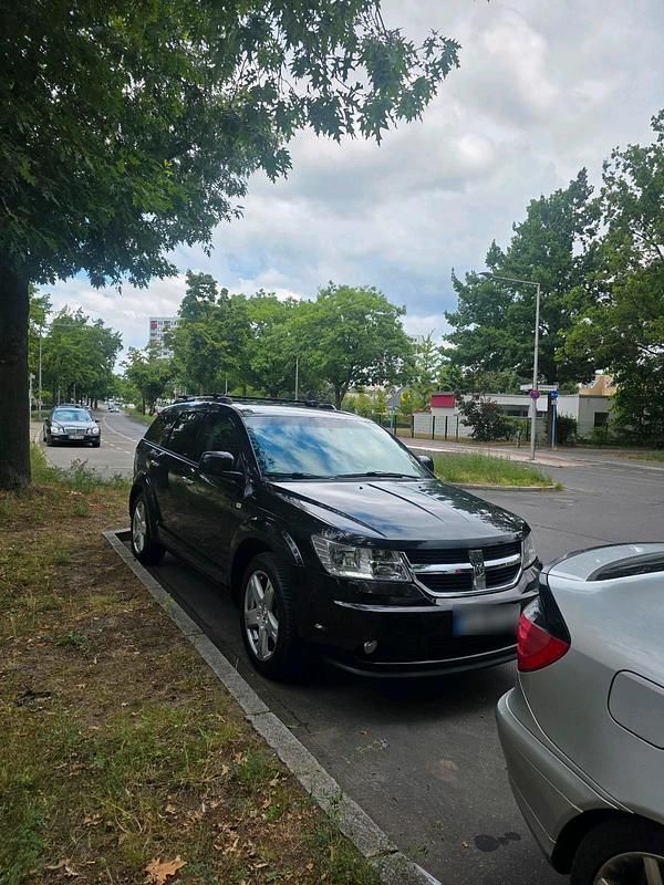 Gebraucht Dodge Journey 185 PS (136 kW) 2010 Schwarz SUV