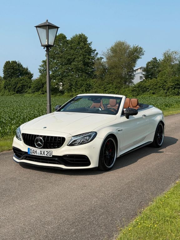 Weiß Gebraucht 2017 Mercedes C63S AMG AMG Cabrio | 59.900 € (Fairer Preis) - Bild 1/4