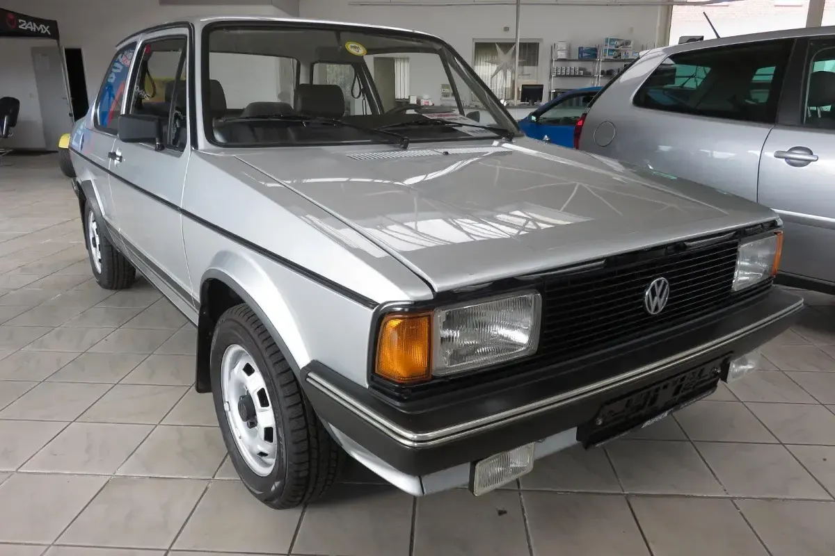 Gebraucht VW Jetta 55 PS (40 kW) 1982 Silber Limousine