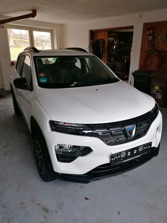 Gebraucht Dacia Spring Comfort 33 kW (45 PS) 2022 Weiß Kleinwagen