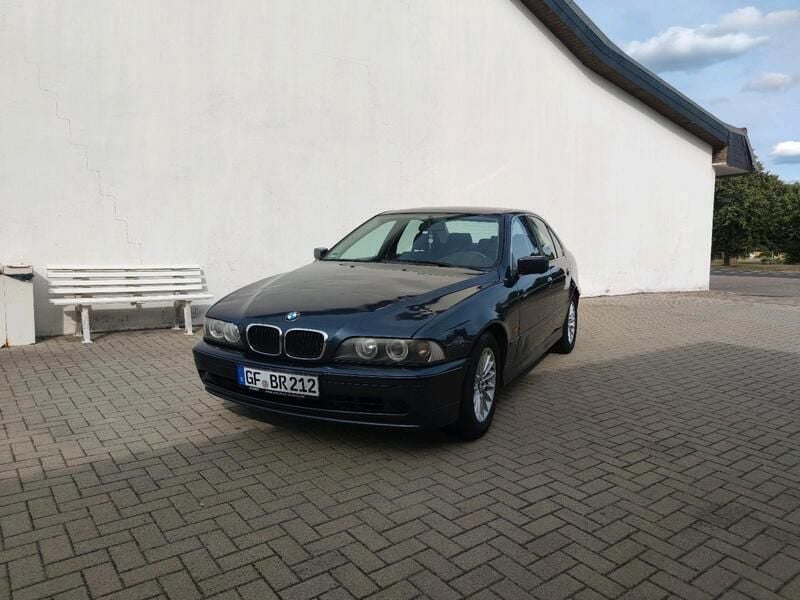 Blau Gebraucht 2002 BMW 525 Limousine | 2.500 € (Superpreis) - Bild 1/4