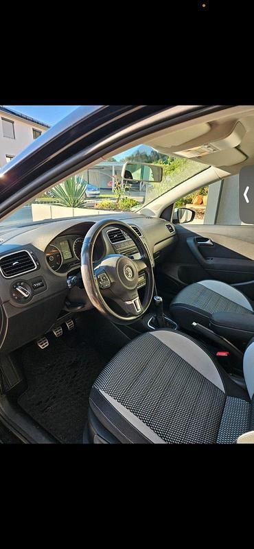 Gebraucht VW Polo Cross 105 PS (77 kW) 2011 Schwarz Kleinwagen