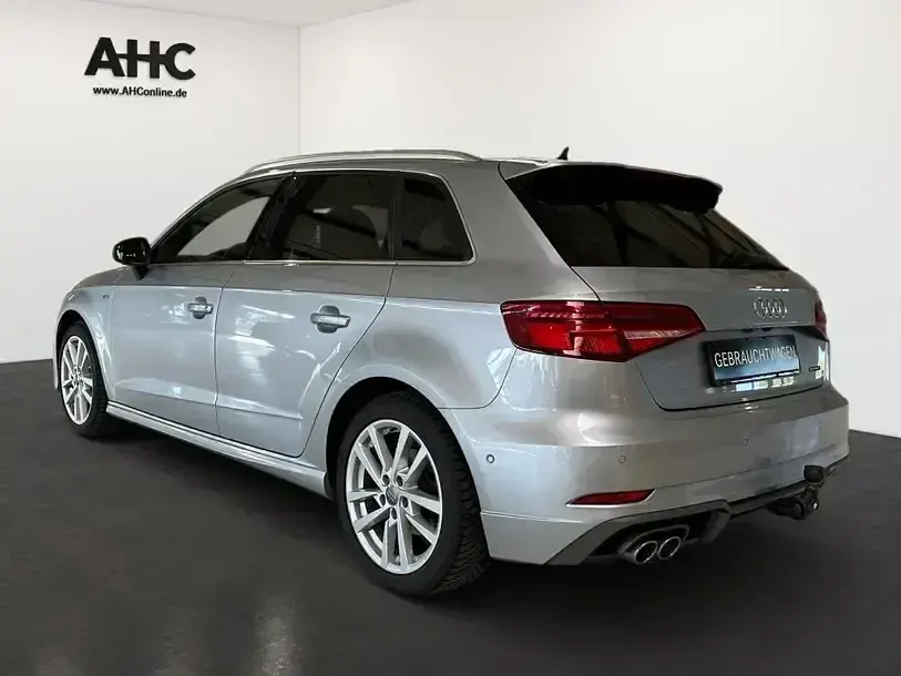 Gebraucht Audi A3 Sport 220 PS (161 kW) 2019 Silber Limousine