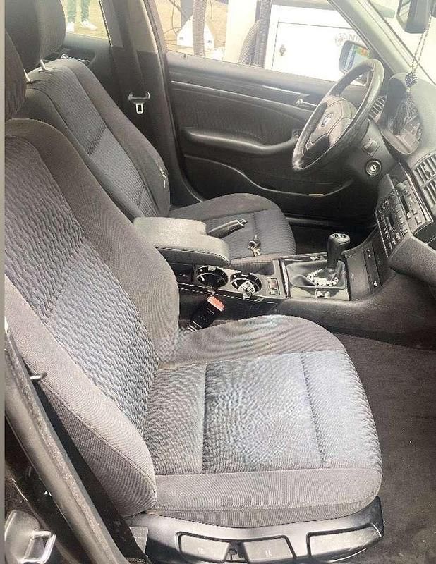 Gebraucht BMW 323 M Sport 170 PS (125 kW) 2000 Schwarz Limousine