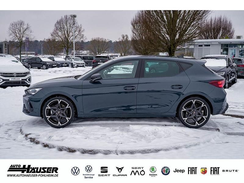 Neu Cupra Leon 150 PS (110 kW) 2026 Blau Limousine