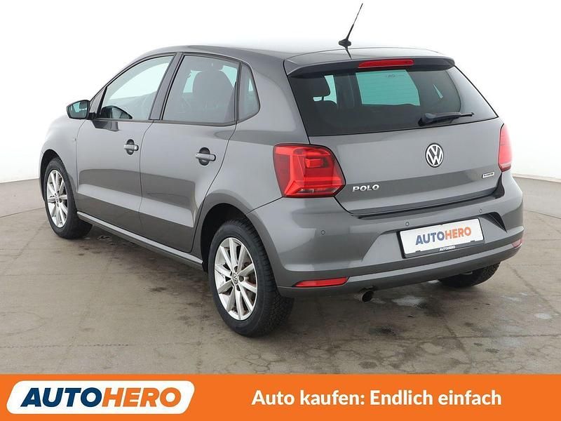 Gebraucht VW Polo LOUNGE 110 PS (80 kW) 2015 Grau Limousine
