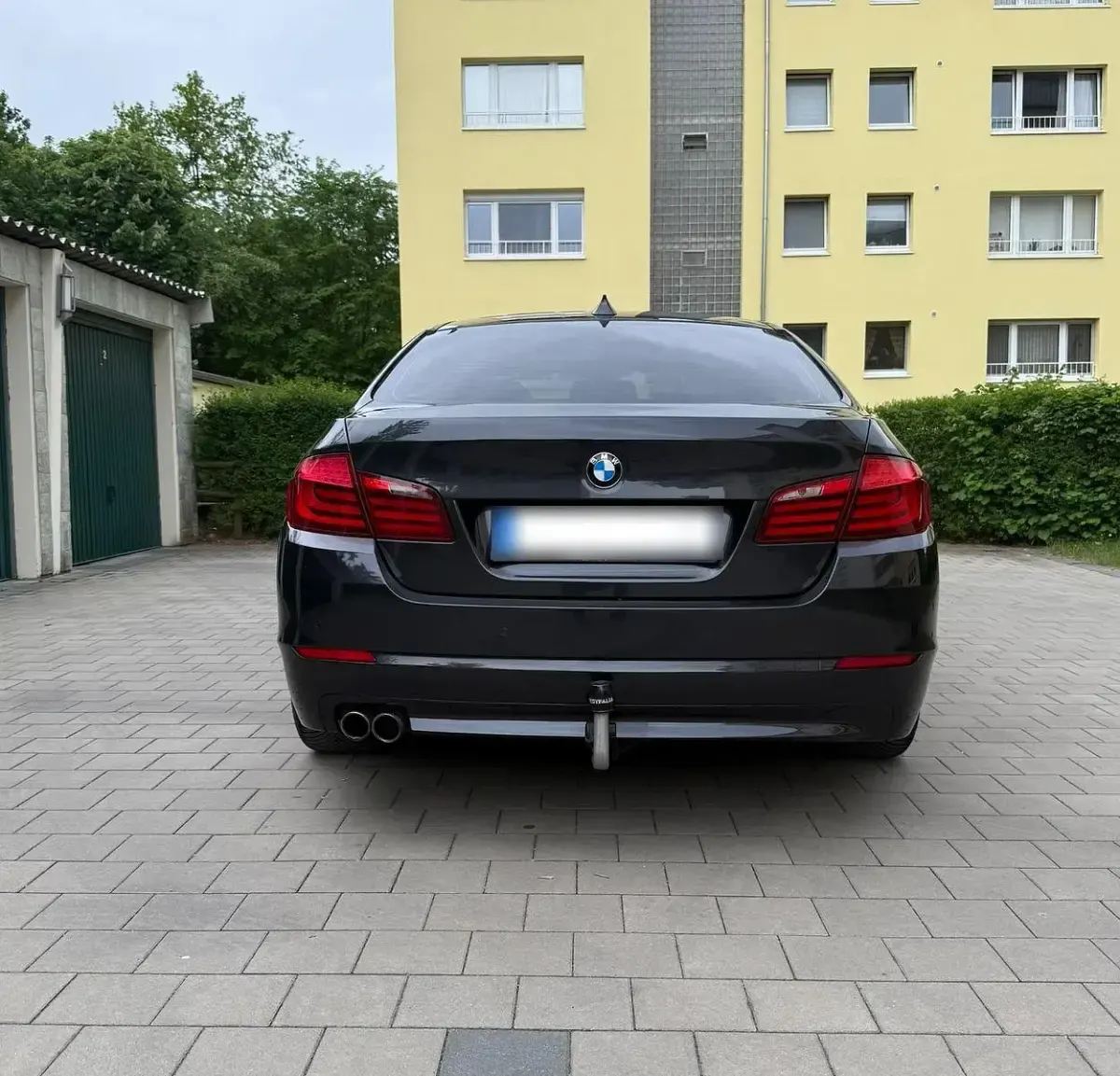 Gebraucht BMW 525 204 PS (150 kW) 2011 Schwarz Limousine