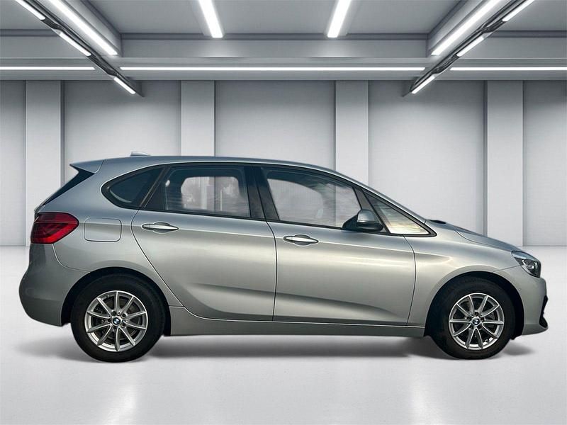 Gebraucht BMW 216 Performance 116 PS (85 kW) 2020 Silber Kombi