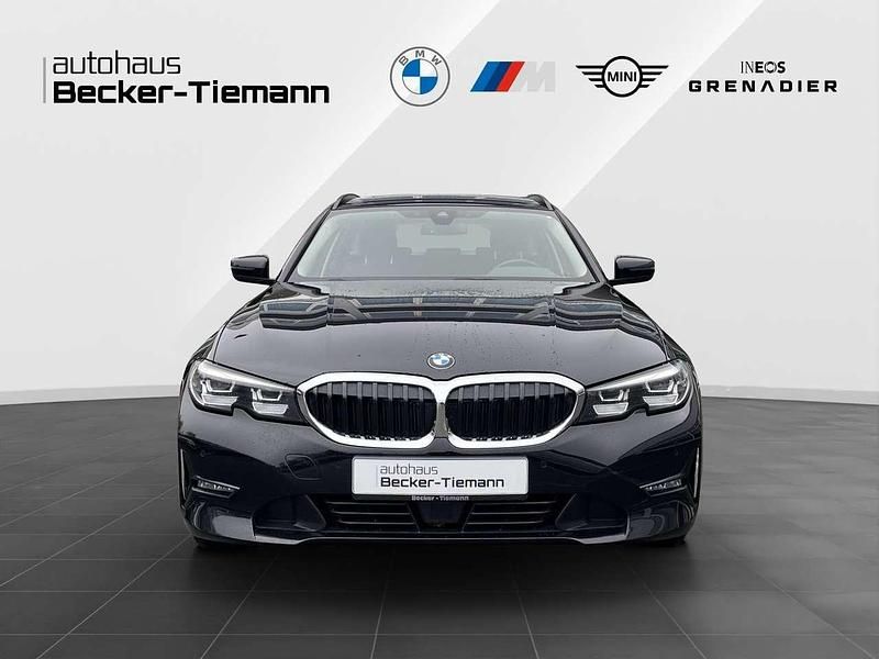 Gebraucht BMW 320 Advantage 190 PS (139 kW) 2021 Schwarz Kombi