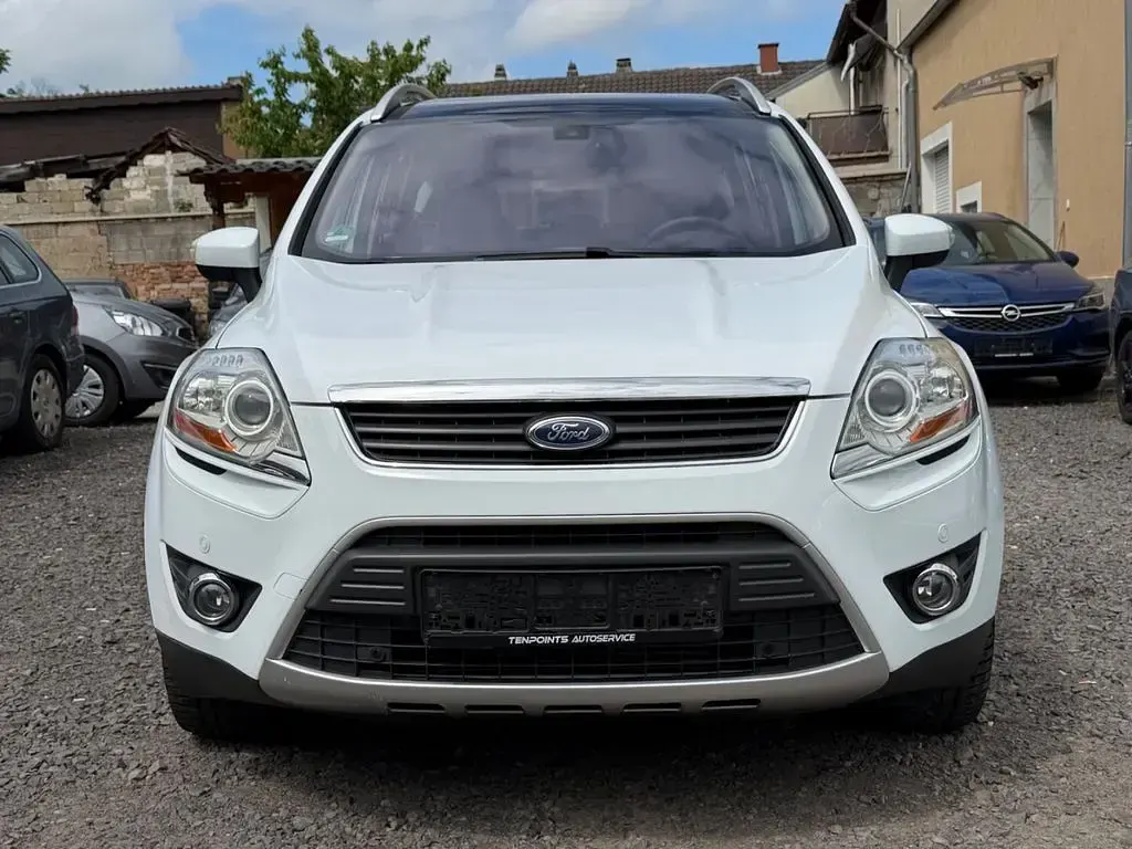 Usado Ford Kuga Titanium 163 HP (119 kW) 2010 Branco SUV