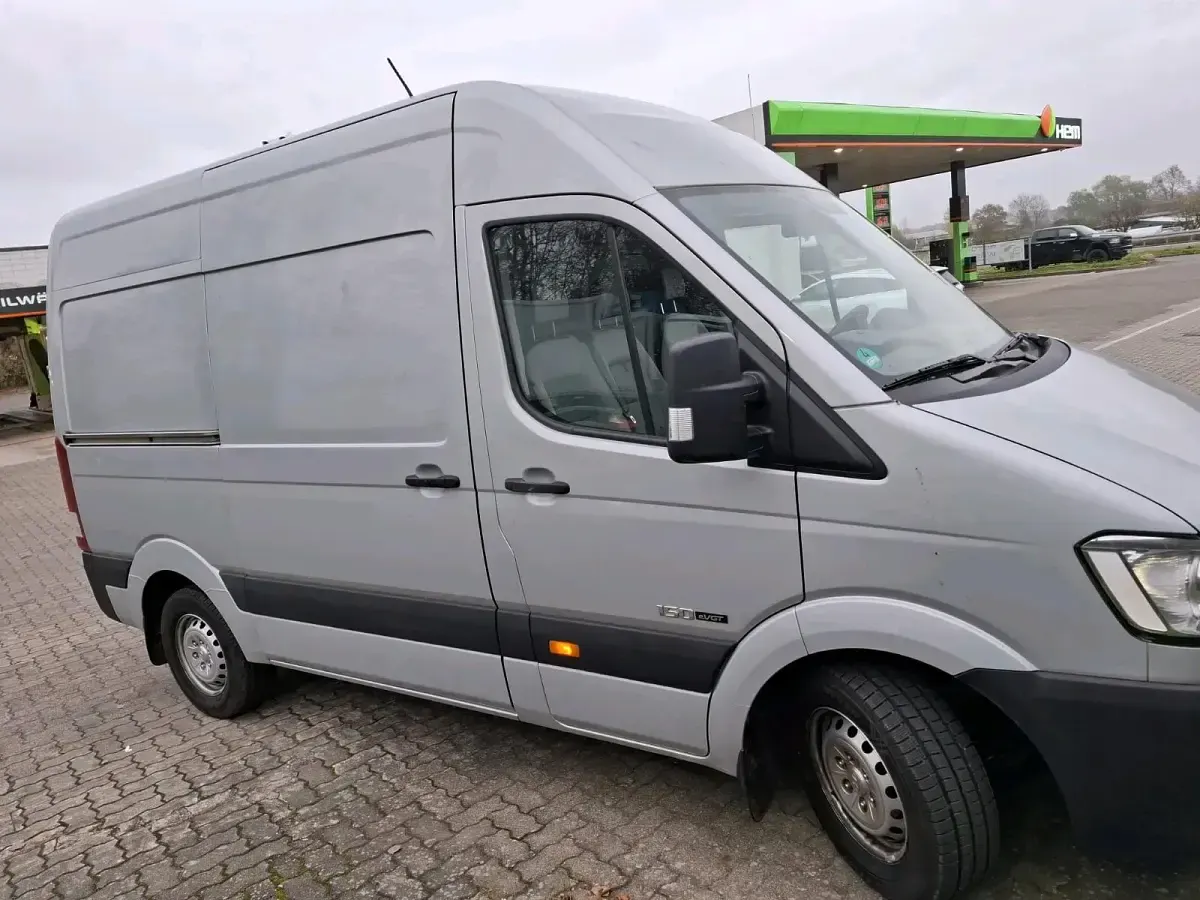 Gebraucht Hyundai H 350 150 PS (110 kW) 2016 Silber Van