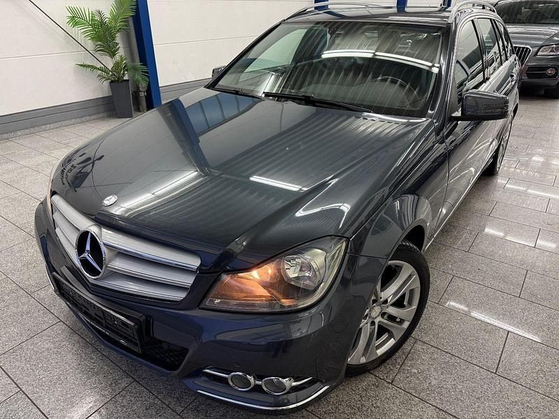 Grau Gebraucht 2014 Mercedes C220 Kombi | 13.690 € (Guter Preis) - Bild 1/4