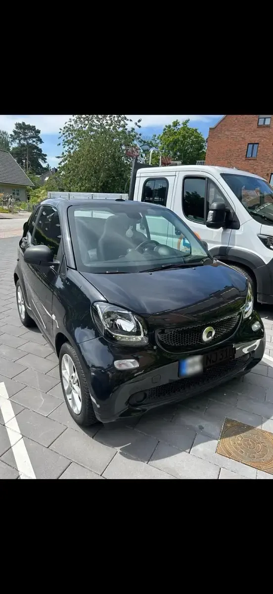 Gebraucht Smart ForTwo Cabrio 91 PS (66 kW) 2019 Schwarz Cabrio